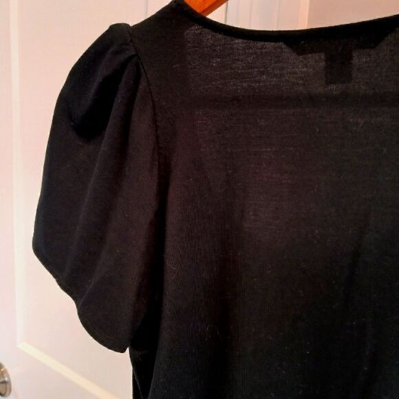 Banana Republic Flutter Sleeve Scoopneck Short Sleeved Blouse - Picture 4 of 8